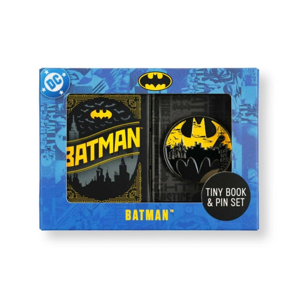 DC Comics: Batman Tiny Book and Pin Set - Insight Editions