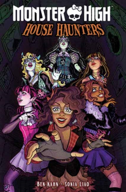 Front cover of Monster High: House Haunters by Sonia Liao, paperback