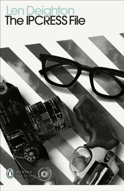 Front cover of The IPCRESS File by Len Deighton, paperback