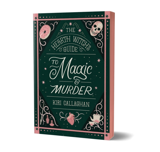 The Hearth Witch's Guide to Magic & Murder : A Cosy Fantasy Murder Mystery (The Hemlock Saga Book 1) - Kiri Callaghan